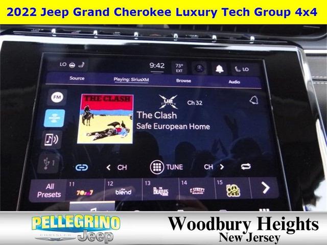 Photo of 2022 Velvet Red Pearlcoat Jeep Grand Cherokee