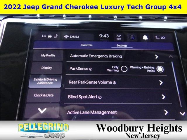 Photo of 2022 Velvet Red Pearlcoat Jeep Grand Cherokee