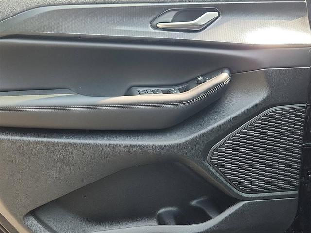 Photo of 2025 Diamond Black Jeep Grand Cherokee
