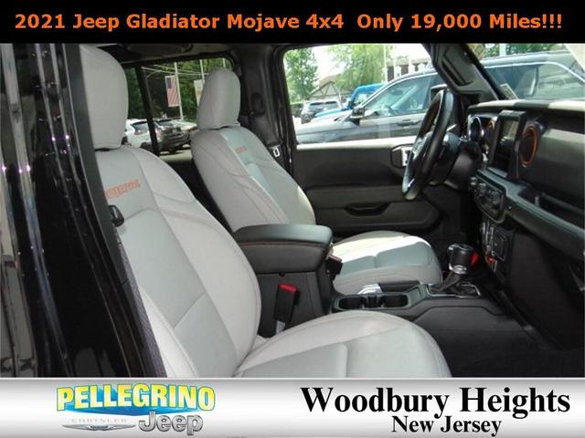 Photo of 2021 Black Clearcoat Jeep Gladiator