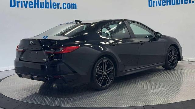 Photo of 2025 Midnight Black Metallic Toyota Camry