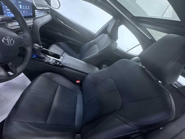 Photo of 2025 Midnight Black Metallic Toyota Camry