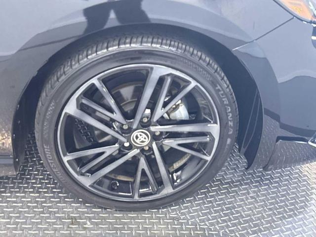 Photo of 2025 Midnight Black Metallic Toyota Camry