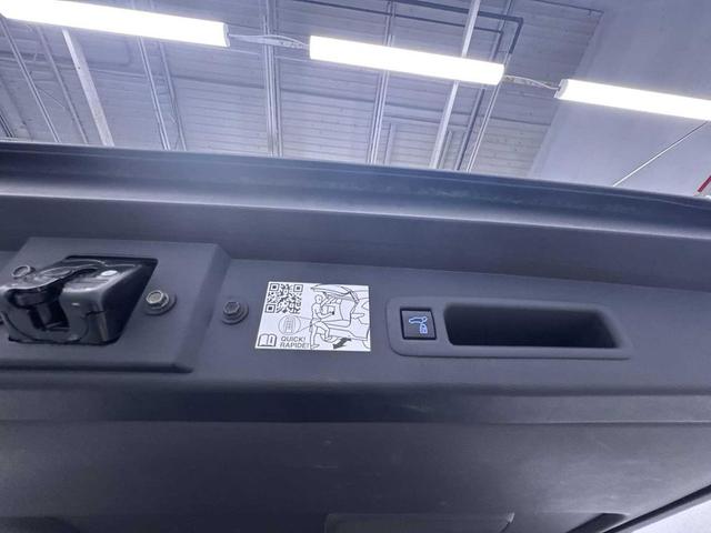 Photo of 2024 Predawn Gray Mica Toyota Sienna