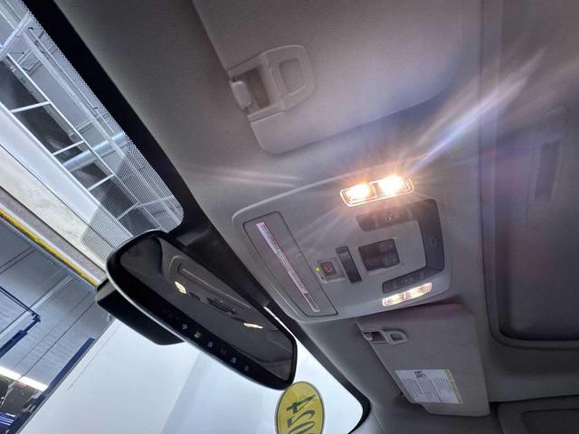 Photo of 2024 Predawn Gray Mica Toyota Sienna