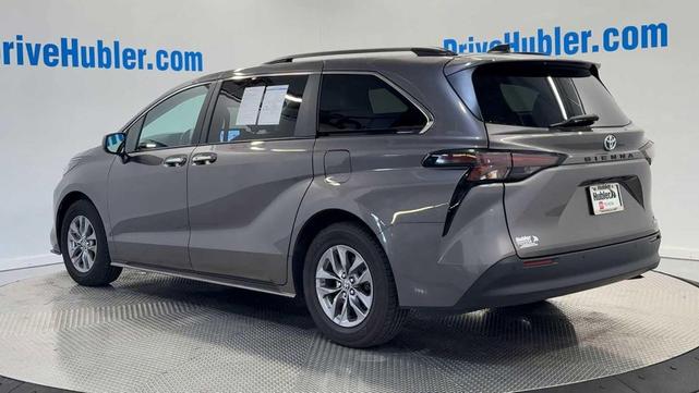 Photo of 2024 Predawn Gray Mica Toyota Sienna