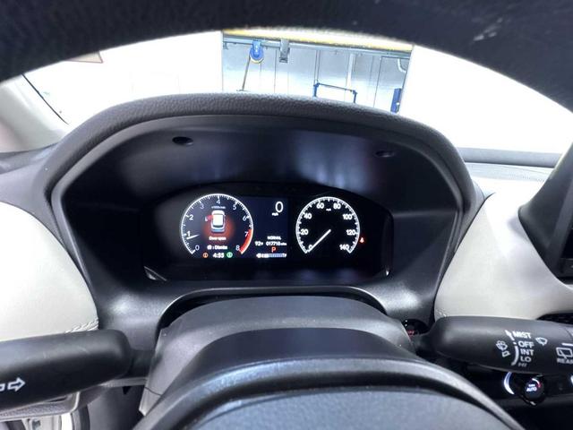 Photo of 2024 White Honda HR-V