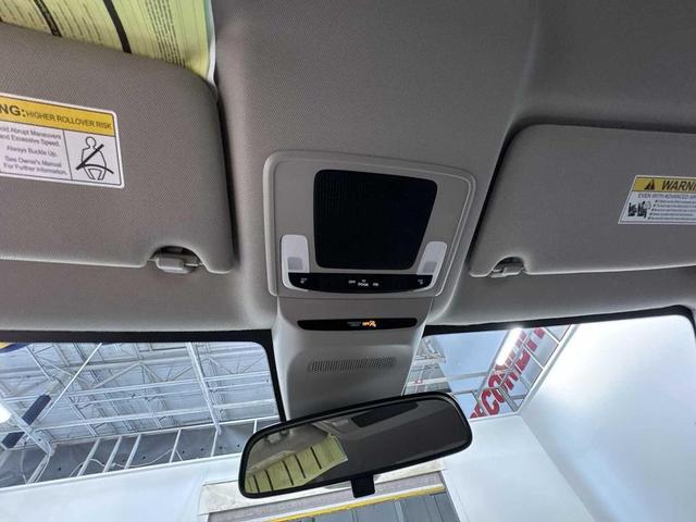Photo of 2024 White Honda HR-V