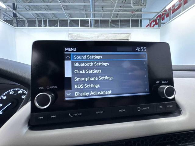 Photo of 2024 White Honda HR-V