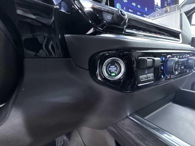 Photo of 2022 Cherry Red Tintcoat Chevrolet Silverado 1500