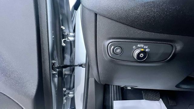 Photo of 2024 Sterling Gray Metallic Chevrolet Equinox