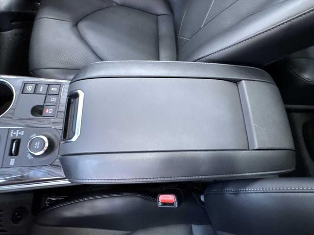 Photo of 2025 Magnetic Gray Metallic Toyota Highlander