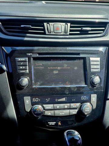 Photo of 2020 Magnetic Black Pearl Nissan Rogue