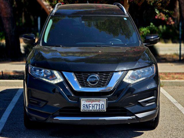 Photo of 2020 Magnetic Black Pearl Nissan Rogue