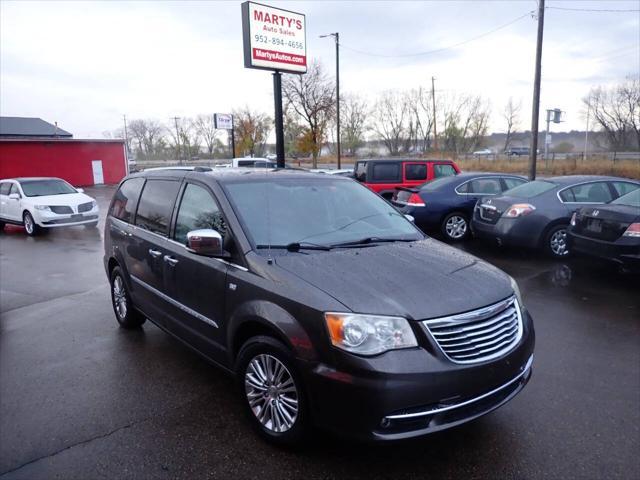 2014 Chrysler Town & Country