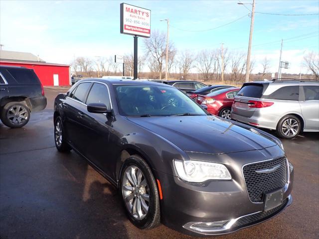 2016 Chrysler 300