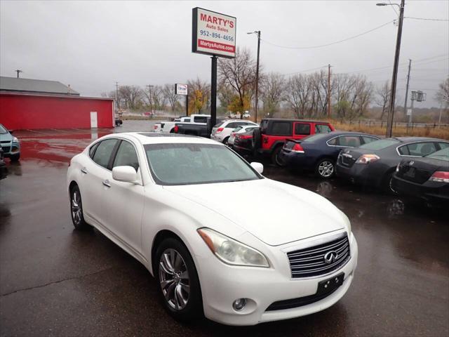 2012 Infiniti M37