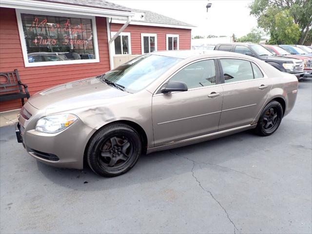 Photo of 2011 Brown Chevrolet Malibu