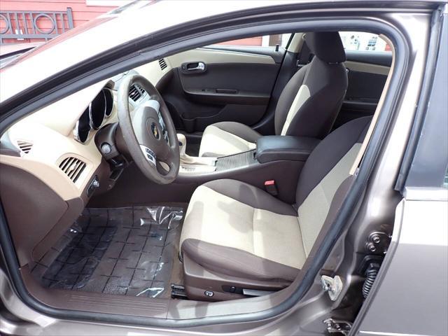 Photo of 2011 Brown Chevrolet Malibu