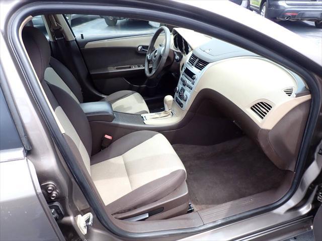 Photo of 2011 Brown Chevrolet Malibu