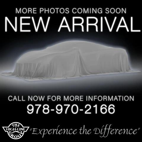Photo of 2022 White Toyota Tacoma