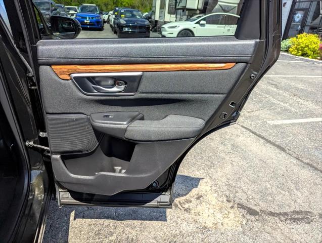 Photo of 2018 Dark Olive Metallic Honda CR-V