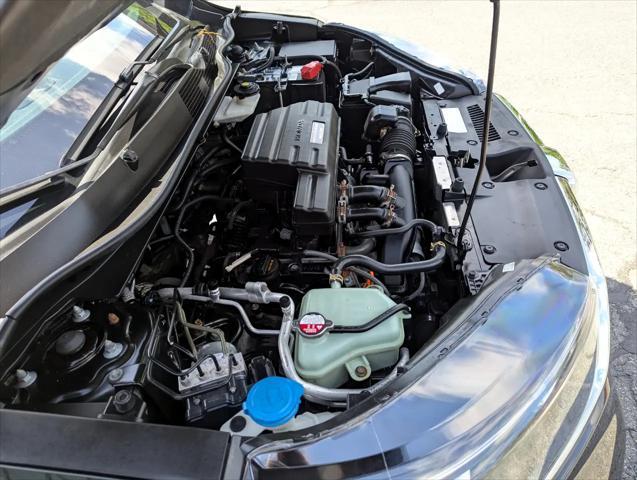 Photo of 2018 Dark Olive Metallic Honda CR-V