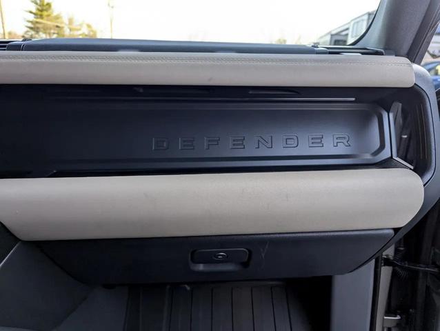 Photo of 2023 Lantau Bronze Metallic Land Rover Defender
