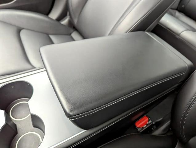 Photo of 2021 Pearl White Multi-Coat Tesla Model 3