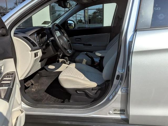 Photo of 2020 Alloy Silver Metallic Mitsubishi Outlander Sport