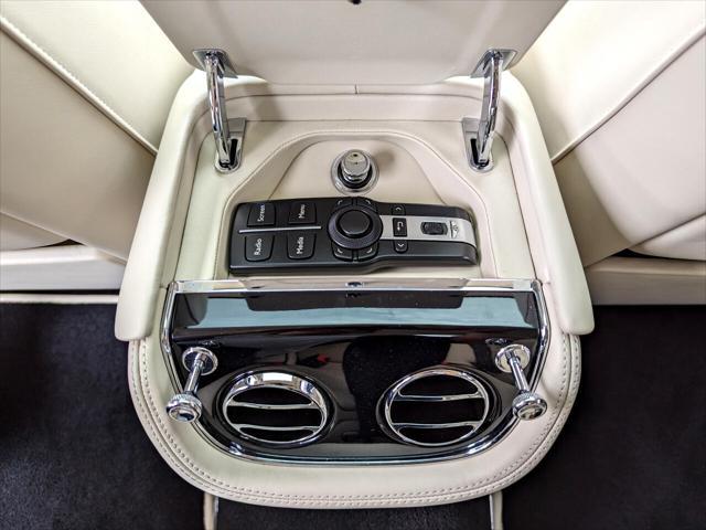 Photo of 2014 Black Bentley Mulsanne
