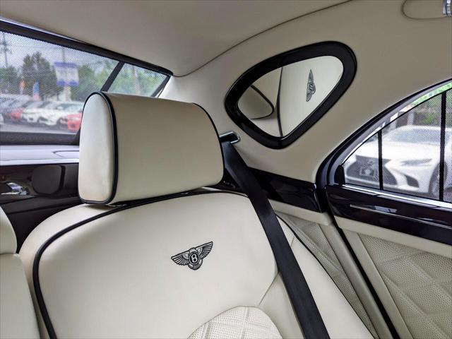 Photo of 2014 Black Bentley Mulsanne