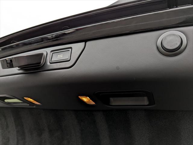 Photo of 2014 Black Bentley Mulsanne