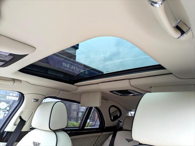 Photo of 2014 Black Bentley Mulsanne