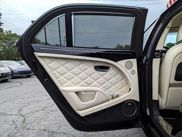 Photo of 2014 Black Bentley Mulsanne
