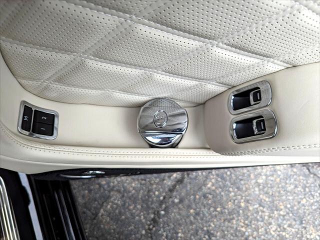 Photo of 2014 Black Bentley Mulsanne