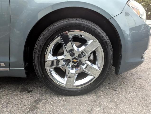 Photo of 2009 Green Chevrolet Malibu