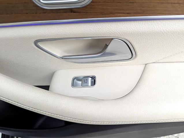Photo of 2021 White Mercedes-Benz GLS 450