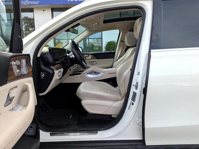 Photo of 2021 White Mercedes-Benz GLS 450