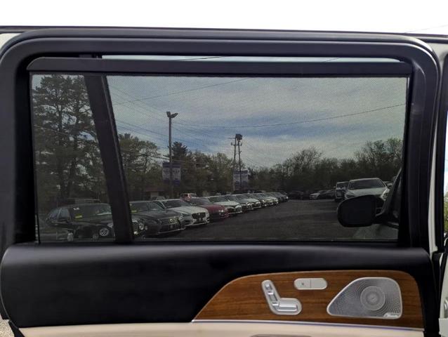 Photo of 2021 White Mercedes-Benz GLS 450