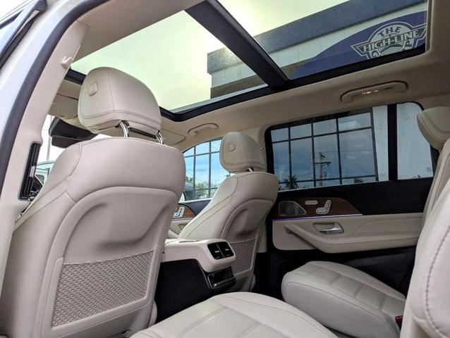Photo of 2021 White Mercedes-Benz GLS 450