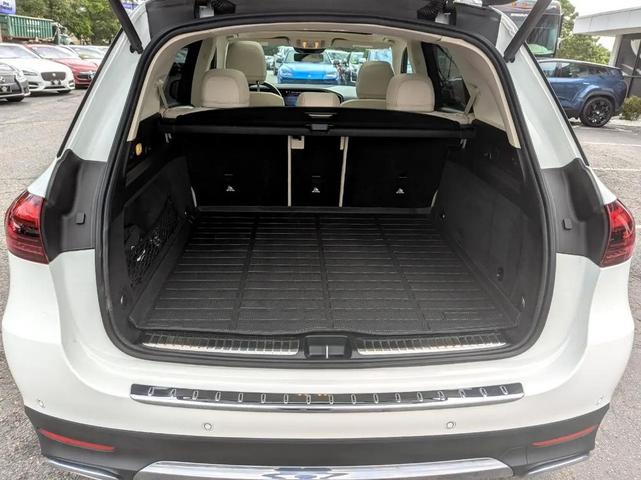 Photo of 2024 White Mercedes-Benz GLE 450