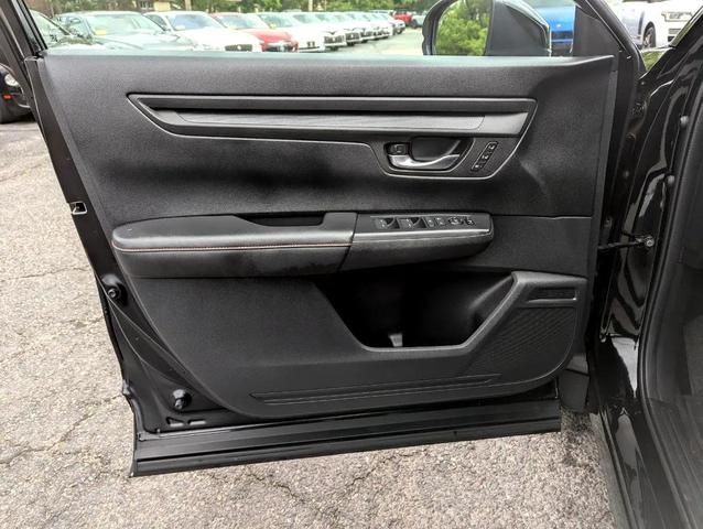 Photo of 2024 Crystal Black Pearl Honda CR-V Hybrid