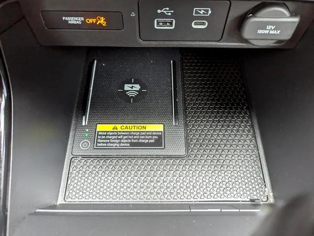 Photo of 2024 Crystal Black Pearl Honda CR-V Hybrid