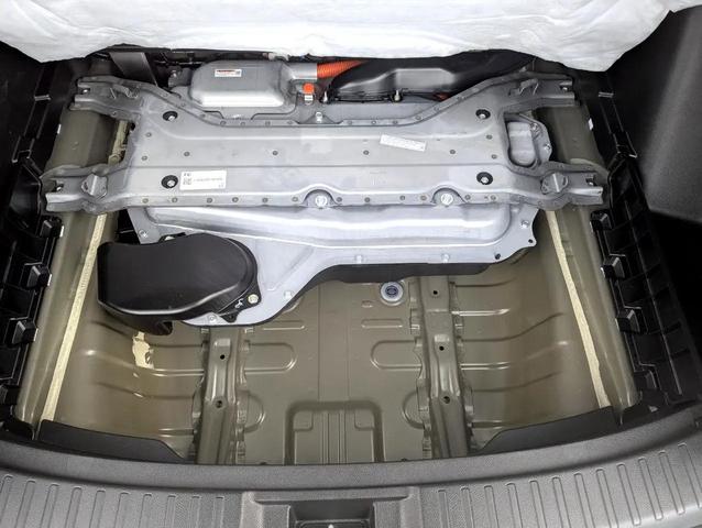 Photo of 2024 Crystal Black Pearl Honda CR-V Hybrid