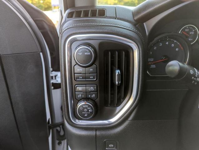 Photo of 2021 Iridescent Pearl Tricoat Chevrolet Silverado 1500
