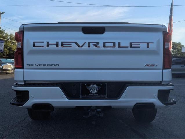 Photo of 2021 Iridescent Pearl Tricoat Chevrolet Silverado 1500
