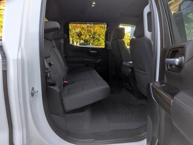 Photo of 2021 Iridescent Pearl Tricoat Chevrolet Silverado 1500