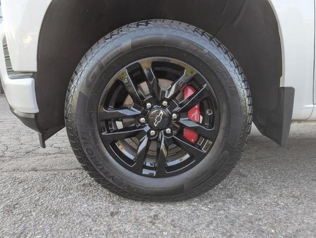 Photo of 2021 Iridescent Pearl Tricoat Chevrolet Silverado 1500