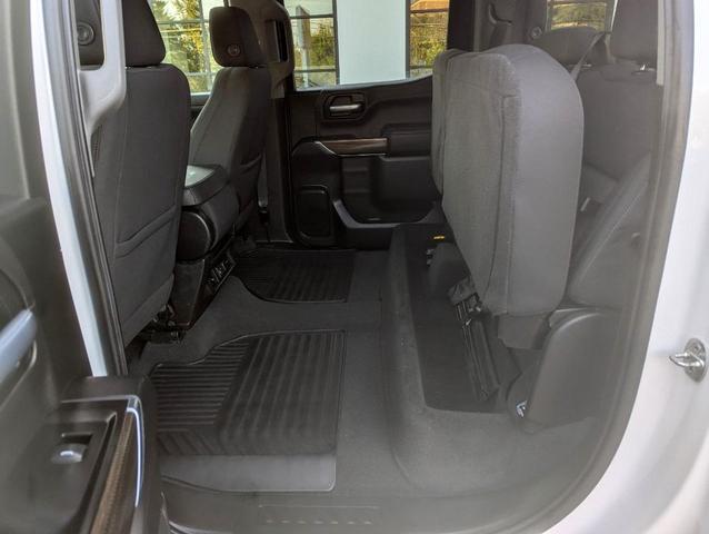 Photo of 2021 Iridescent Pearl Tricoat Chevrolet Silverado 1500